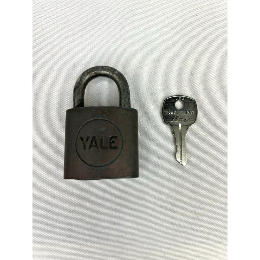 Vintage YALE Padlock With Key Made In USA Industrial